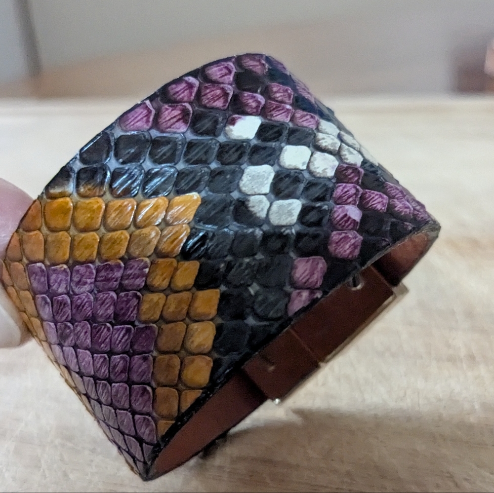 Leighelena Multicolor Python Wide Cuff - Picture 4 of 14